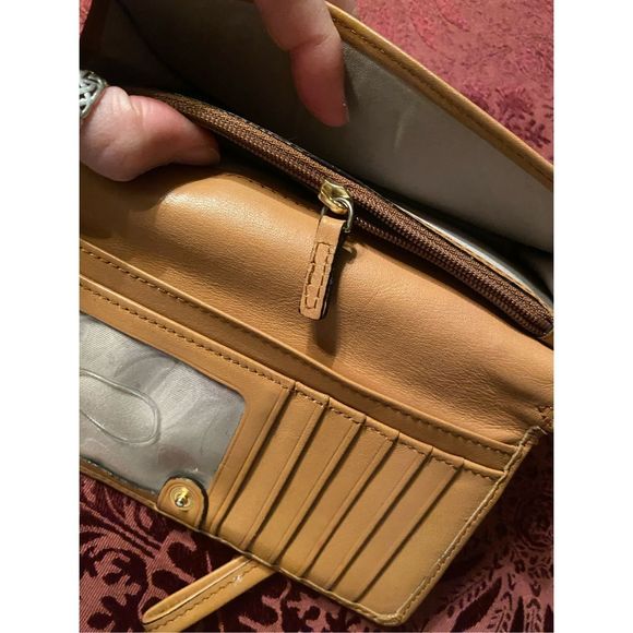 Brahmin DEBRA PHONE WRISTLET WALLET TAN THATCHER - Picture 6 of 10